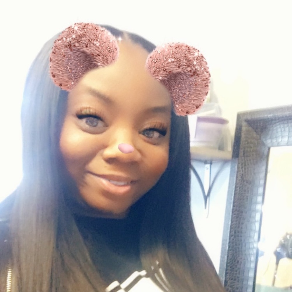 Meet your Posher, Teresa